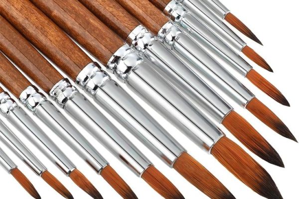 Paint Brush: Tips for Selecting the Perfect One for Your Art Artist Brushes