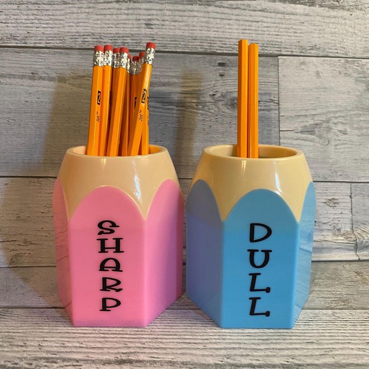 Desk organizer