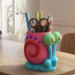 Cute pen holder